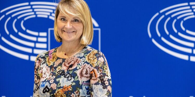 El Parlamento pide que los derechos de las personas con discapacidad deben integrarse en todas las políticas de la UE