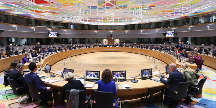 Los ministros de Educación y Juventud destacan la formación profesional como motor de competitividad y empleo