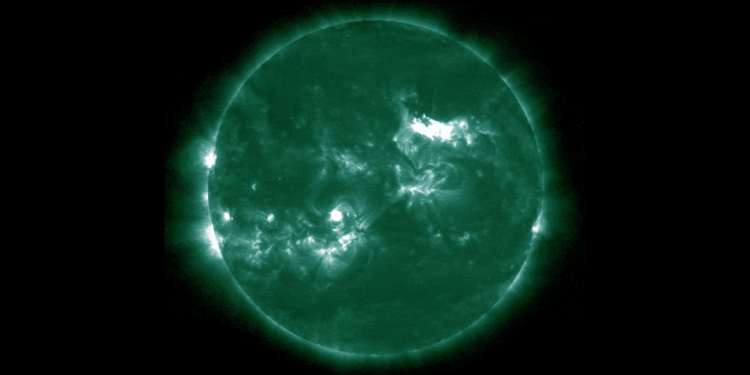 La Agencia Espacial Europea advierte sobre una tormenta solar que podría afectar las comunicaciones y las redes eléctricas