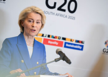 Von der Leyen defiende el papel central de la Unión Europea para lograr una paz justa y duradera en Ucrania