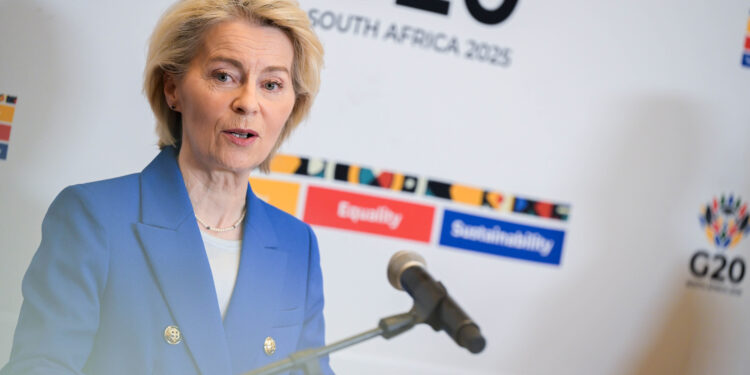 Von der Leyen defiende el papel central de la Unión Europea para lograr una paz justa y duradera en Ucrania