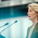 Von der Leyen alerta sobre el «estado de desorden» mundial y destaca la urgencia de reforzar la cooperación sanitaria global