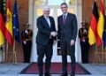 Sánchez aborda con Steinmeier la cooperación hispano-alemana en la industria de defensa
