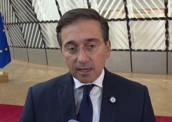 Albares: “No es aceptable que la UE no esté en el centro de todo lo que se decida en Ucrania y en Gaza”