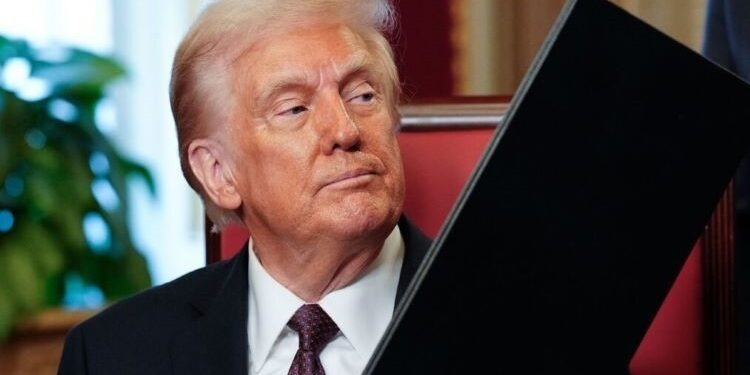 Kallas y Albares eluden responder a Trump: “La política migratoria es una potestad de cada país”