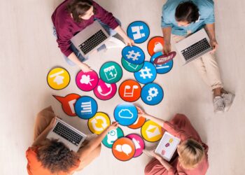 Bruselas difunde un informe que identifica riesgos sistémicos en los servicios digitales