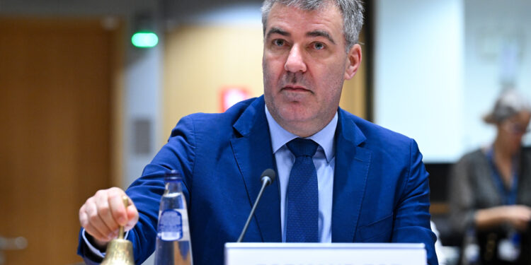 Los ministros de la UE aprueban la meta del 90% de reducción de emisiones para 2040, a un día de la COP30