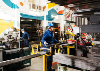 La producción industrial aumentó un 0,2 % en la zona euro y un 0,8 % en la UE