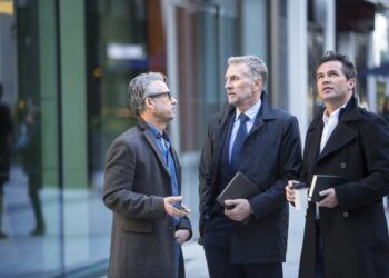 El Parlamento aprobó la reducción de las obligaciones de información y los requisitos de diligencia debida para las empresas