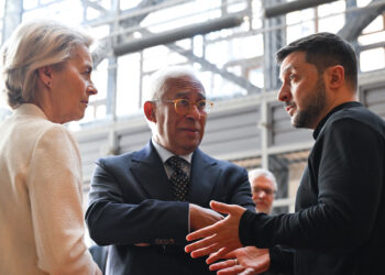 Costa y von der Leyen insisten en que «nada sobre Ucrania sin Ucrania» y afirman que abordarán el plan de Trump con los líderes europeos