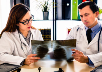 La Comisión autoriza el primer tratamiento para una enfermedad pulmonar crónica grave