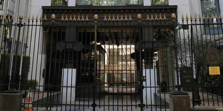 El Gobierno modifica los límites de gasto de Exteriores para destinar 458.000 euros a la reforma de la sede en Bruselas