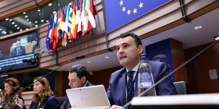 El Gobierno de Asturias logra el respaldo europeo para la defensa del acero como sector estratégico