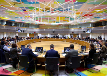 Los ministros de Telecomunicaciones de la UE discuten medidas para fortalecer la ciberseguridad y la competitividad digital