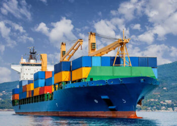 Los puertos de la UE manejaron 3.400 millones de toneladas de carga en 2024