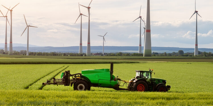 La productividad laboral agrícola de la UE aumentará un 9,2 % en 2025