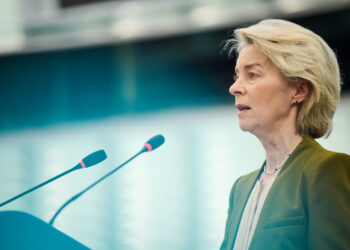 Von der Leyen resalta la importancia del préstamo de reparaciones para aumentar los costos de la guerra a Rusia