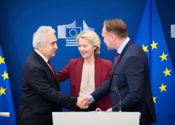 La UE avanza hacia la independencia energética con el acuerdo de los colegisladores sobre la prohibición gradual del gas ruso