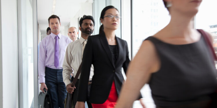 El Consejo de la UE acuerda ampliar el FEAG para apoyar también a trabajadores en riesgo de despido