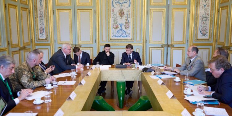 Líderes europeos coordinan con Zelenski los esfuerzos en el plan de paz para Ucrania