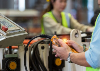 Los precios de producción industrial suben un 0,1 % tanto en la zona del euro como en la UE