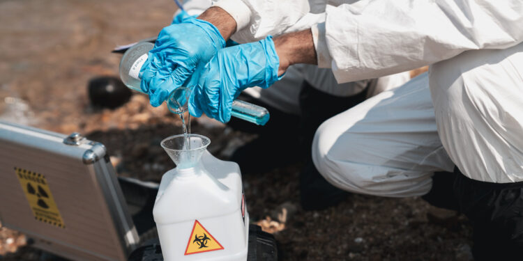 Los ministros de Empleo de la UE acuerdan nuevas reglas para proteger a los trabajadores de sustancias peligrosas