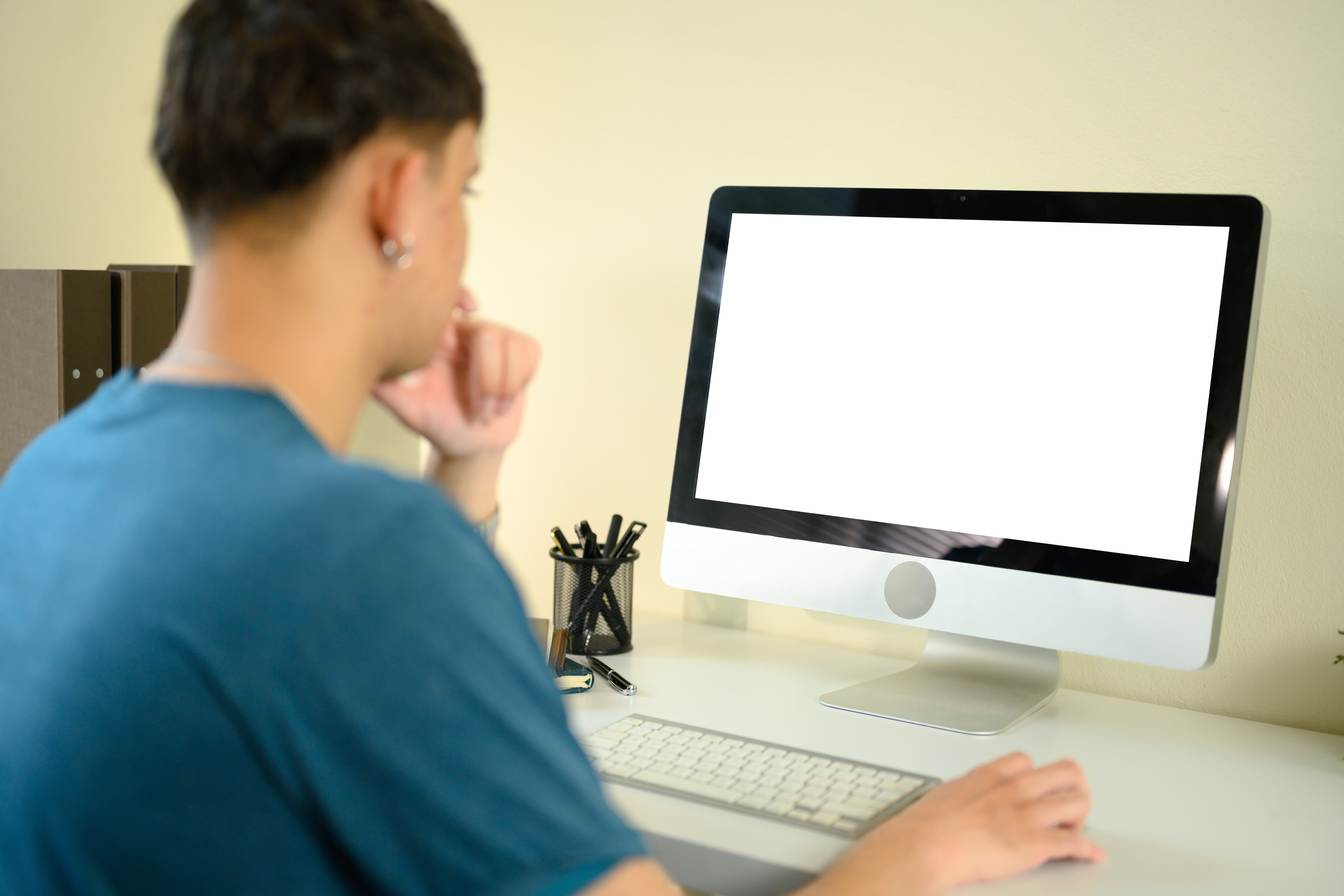 El 32,7 % de los ciudadanos de la UE utilizaron herramientas de IA generativa en 2025