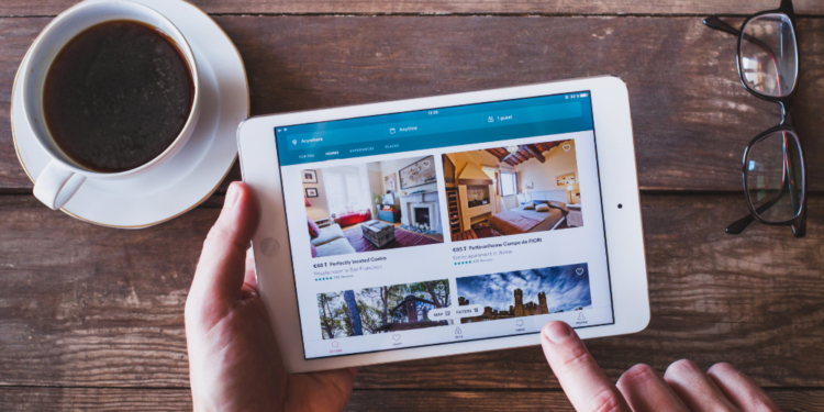 Las reservas turísticas a través de plataformas crecieron en el verano de 2025