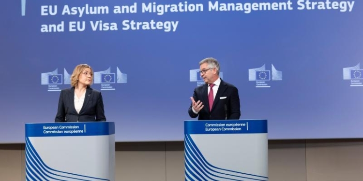 La Comisión Europea presenta su estrategia para gestionar la migración y el asilo en los próximos cinco años