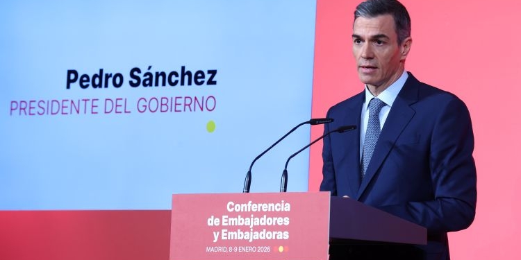 Sánchez afirma que el futuro de Venezuela “no puede decidirlo un país extranjero” y advierte contra “las amenazas a Dinamarca”