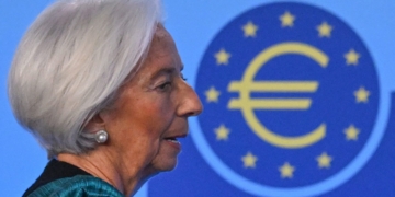 El BCE mantiene los tipos de interés por quinta vez en el 2%, cumpliendo lo esperado por los mercados