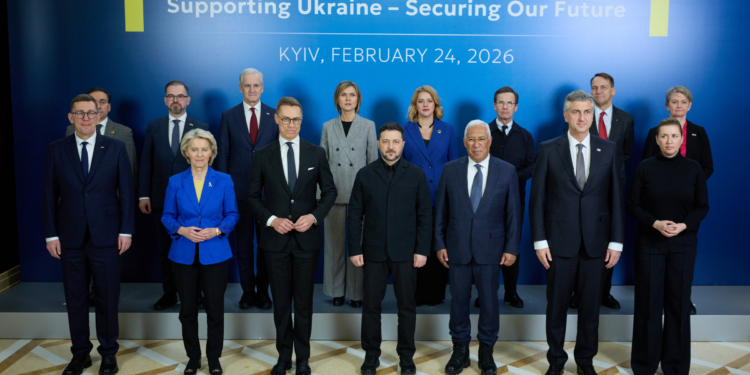 La Coalición de Voluntarios trabaja en los detalles de “una garantía de seguridad geopolítica” para Ucrania