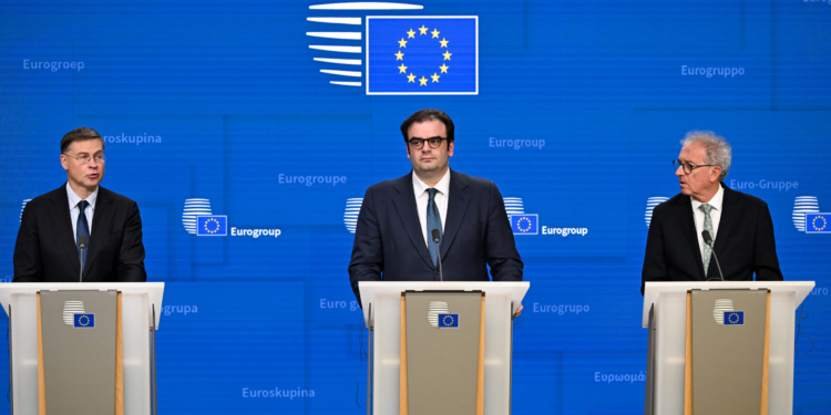 El Eurogrupo destaca la necesidad de fortalecer el papel internacional del euro en el contexto geopolítico actual