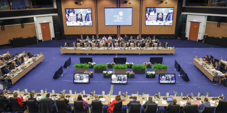 Los ministros de Comercio de la UE destacan un consenso sobre una «reforma significativa» de la OMC basada en «previsibilidad y equidad»