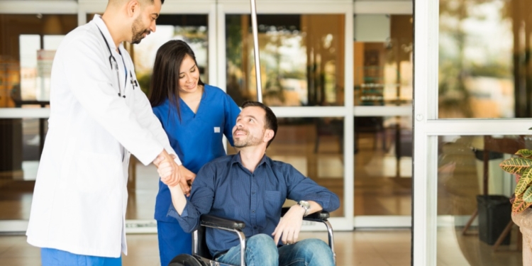 Los hospitales de la UE dieron de alta a 5 millones de pacientes con cáncer en 2023