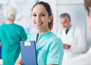 El 56 % de los jóvenes de la UE ocupa puestos de trabajo de acuerdo con su ámbito educativo