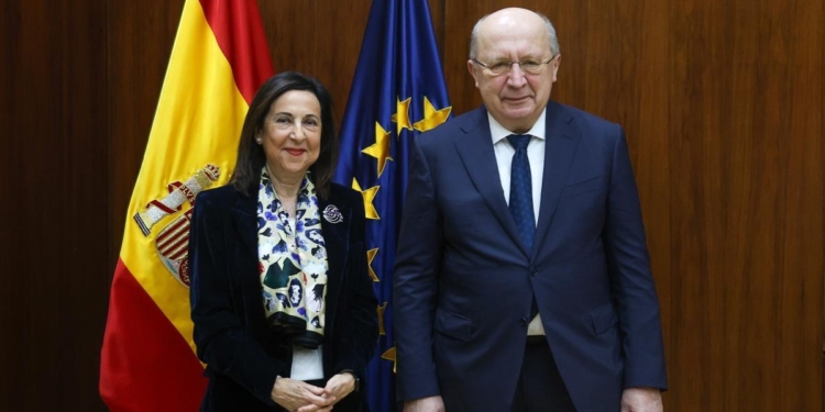 El comisario europeo de Defensa insta a España a ser «un socio activo» en un «programa especial» de misiles para apoyar a Ucrania
