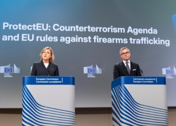 Bruselas presenta una agenda  para prevenir y combatir el terrorismo y el extremismo violento en Europa