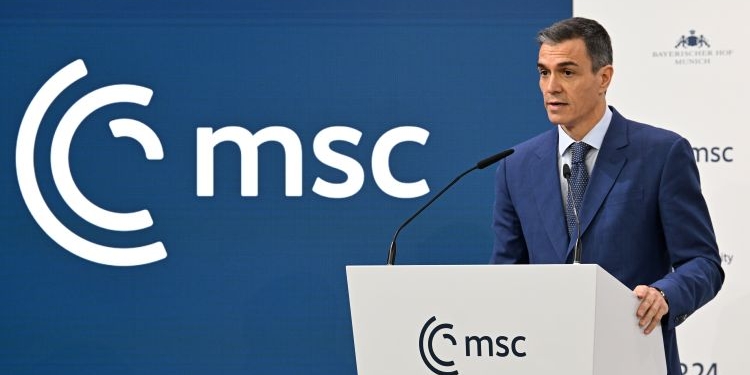 Sánchez recuerda Palomares para reclamar un nuevo Tratado START contra “el rearme nuclear”