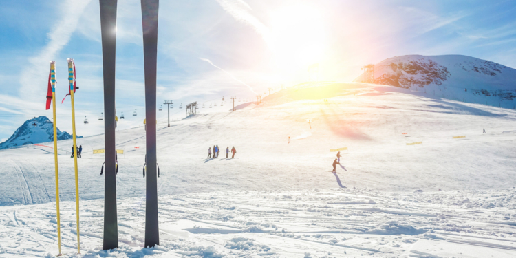 Los países de la UE produjeron 4,4 millones de pares de esquís y tablas de snowboard en 2024