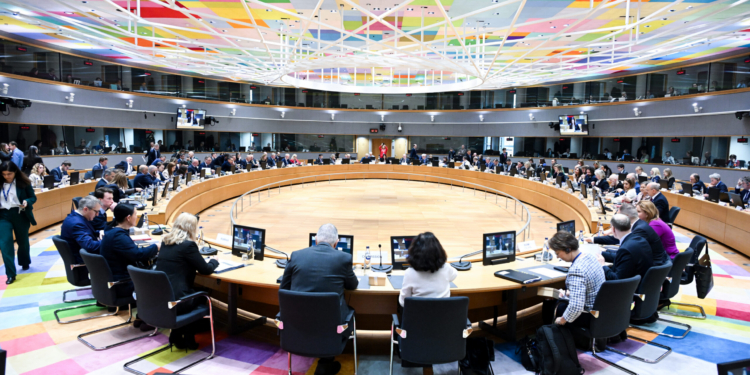 Los ministros de Agricultura y Pesca analizan el impacto de la situación geopolítica en el sector agroalimentario