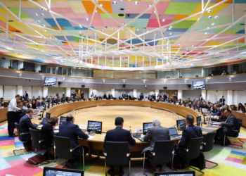 Los ministros de Energía de la UE subrayan la necesidad de intervenciones puntuales frente a la volatilidad de los precios