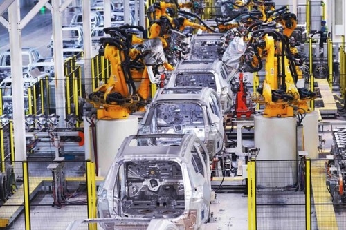 La Comisión aprueba una ayuda estatal española de 200 millones de euros para capacidad de fabricación en la cadena de valor de los vehículos eléctricos