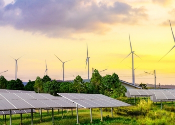 El 48 % de la energía producida en la UE provino de fuentes renovables en 2024