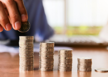 Los costos laborales por hora de la UE oscilaron entre 12 y 57 euros en 2025