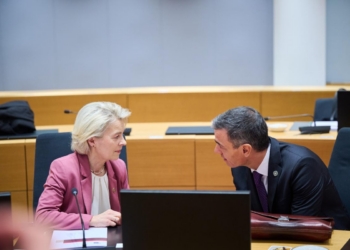 PSOE y Sumar critican las palabras de Von der Leyen en las que pone en duda el orden basado en reglas