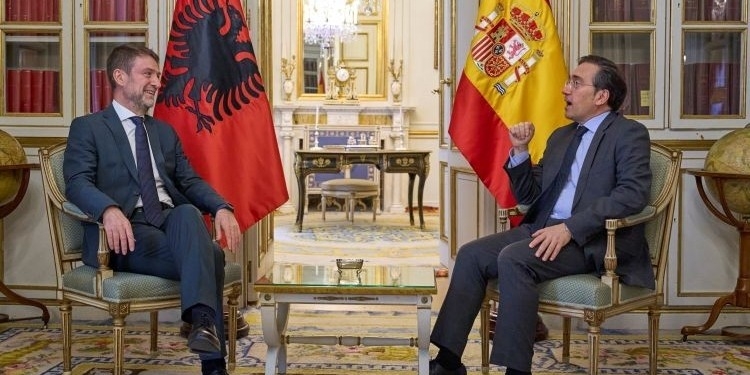 España reitera su “firme apoyo” al proceso de adhesión de Albania a la Unión Europea