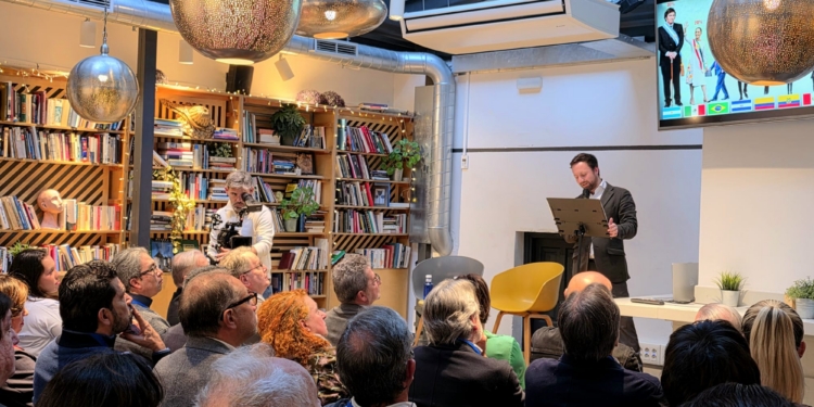 El IX Congreso de EditoRed arranca en Alcalá de Henares con un diálogo sobre el nuevo escenario geopolítico entre Europa y América Latina