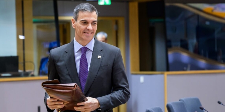 Sánchez invocará el Tratado de la UE para defender su “No a la guerra” ante los líderes europeos