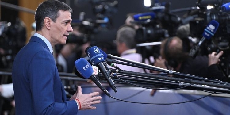 Sánchez reclama una respuesta “firme” de la UE a la guerra de Oriente Medio que se aleje “de la lógica belicista”